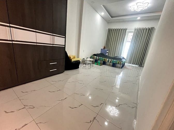 Hình ảnh Bạch Đằng, ngay Hàng Xanh, Bình Thạnh,DTSD 86m2 (4,9*17) , chỉ 7.2 tỷ
