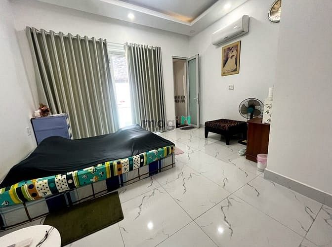 Hình ảnh Bạch Đằng, ngay Hàng Xanh, Bình Thạnh,DTSD 86m2 (4,9*17) , chỉ 7.2 tỷ