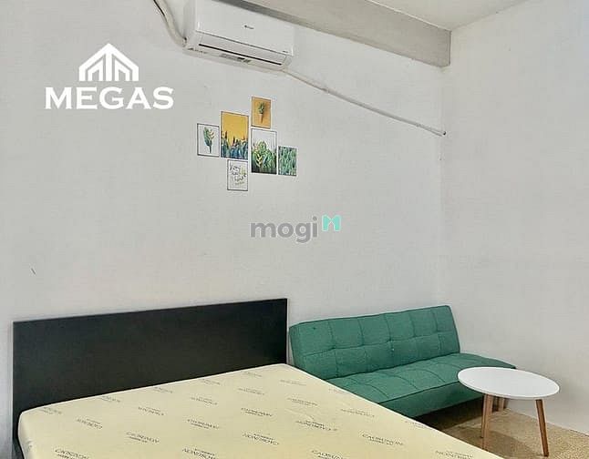 Hình ảnh Cho Thuê Căn Hộ Studio cửa sổ lớn nằm ngay Vạn Phúc CiTy