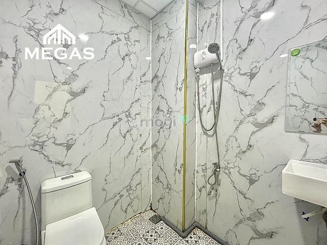 Hình ảnh Cho Thuê Căn Hộ Studio cửa sổ lớn nằm ngay Vạn Phúc CiTy