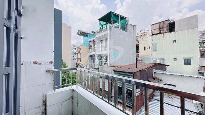 Hình ảnh 💥Siêu Phẩm Hòa Hảo Quận 10 - Studio full nội thất, Bancon 💥