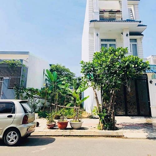 Hình ảnh Cần bán gấp lô đất thổ cư 90m2 giá 830 triệu ở bình dương cặp sát QL13