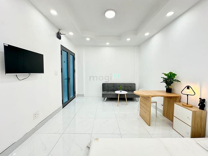 Hình ảnh Căn Hộ 2PN - Full Nội Thất Cửa Sổ Ban Công - Gần Vòng Xoay Lăng Cha Cả