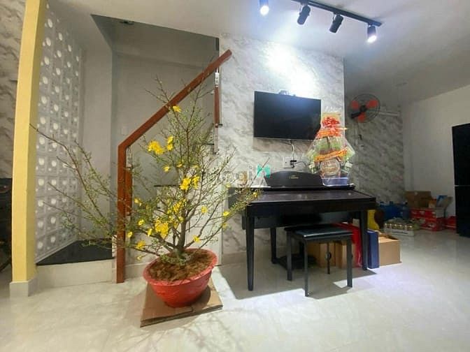 Hình ảnh Nhà đẹp ngay Đinh Công Tráng- Q1
