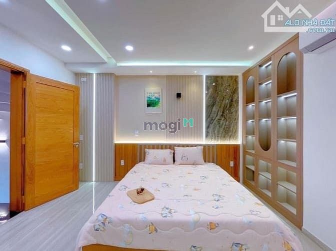 Hình ảnh Siêu phẩm hxh 65m2/3tỷ1 cho thuê 18tr/th Huỳnh Văn Gấm-Tân Phú SHR