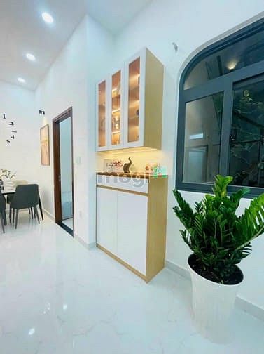 Hình ảnh Chính chủ cần bán gấp căn ở Đ.Trần Hưng Đạo,P1,Q5, 72m2, 2tỷ450, SHR