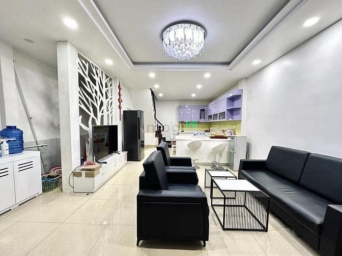 Hình ảnh Nhà đẹp ngay Võ Văn Kiệt- Quận 1