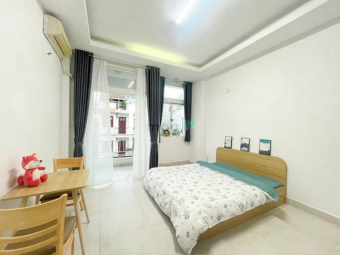 Hình ảnh Chính chủ cho thuê phòng ban công gần cầu SG Q2