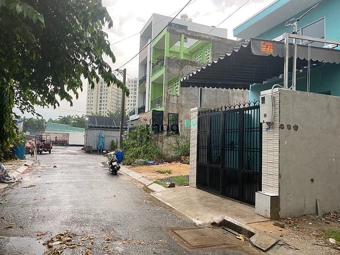 Hình ảnh Đất ngay chợ đầu mối nông sản,thủ đức,giá 3,9 tỷ/ 68,2m2,Hẻm xe hơi,SR