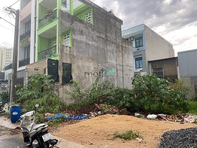Hình ảnh Đất ngay chợ đầu mối nông sản,thủ đức,giá 3,9 tỷ/ 68,2m2,Hẻm xe hơi,SR