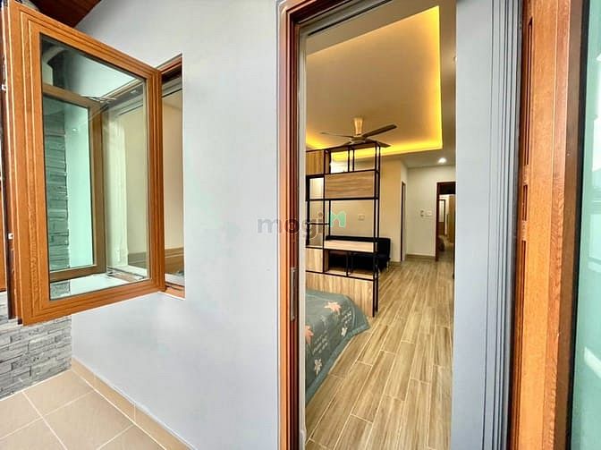 Hình ảnh Cho thuê Trang Chủ MB66.COM / Đăng Ký Tặng 66K Studio Full nội thất BanCon Cửa sổ gần ngã tư Bảy Hiền