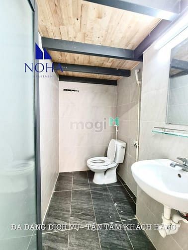 Hình ảnh Studio cửa sổ đầy đủ nội thất với giá siêu hạt dẻ