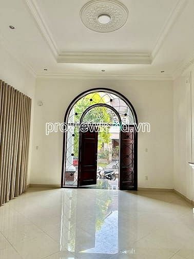 Hình ảnh Cho thuê biệt thự Thảo Điền, khu compound, 500m2 đất, 3 tầng, gồm 5PN