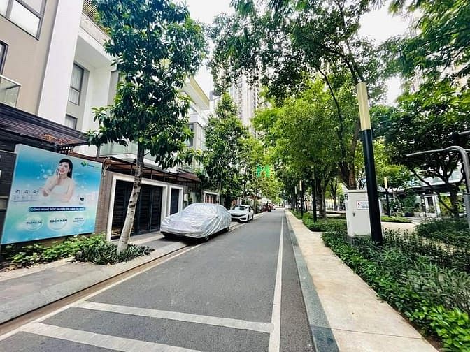 Hình ảnh Cho thuê BIỆT THỰ HÀ ĐÔ CENTROSA QUẬN 10. Khu đô thị cao cấp