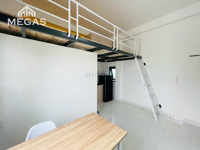 Hình ảnh Cho Thuê Căn Hộ Duplex Giá Rẻ Mới 100% Ngay Vạn Hạnh Mall T06/2024