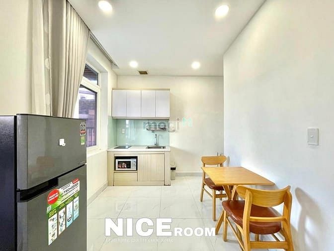 Hình ảnh 🎴1P_40m2_Ban Công Lớn , bảo Vệ , Thang Máy , Dọn Phòng Gần Cầu Đỏ