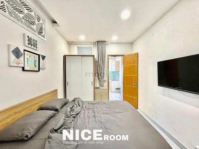 Hình ảnh 🎴1P_40m2_Ban Công Lớn , bảo Vệ , Thang Máy , Dọn Phòng Gần Cầu Đỏ