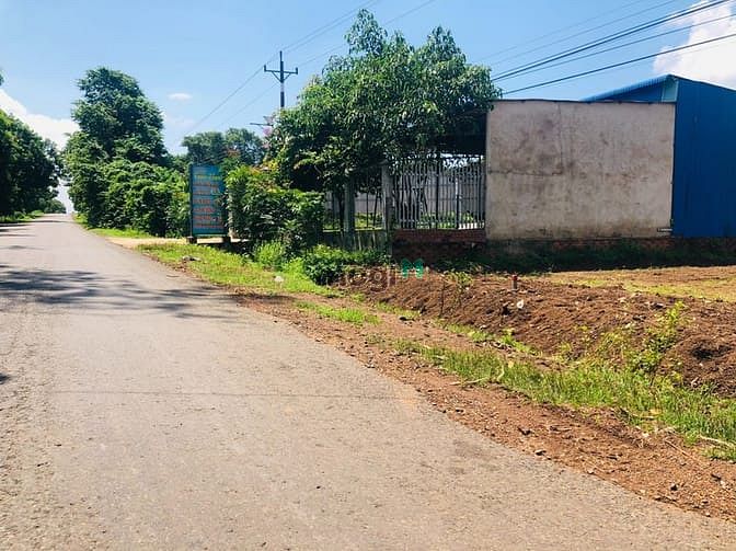 Hình ảnh Sang lỗ nền đất thổ cư , 576m, MT42, QL13, cạnh KCN, giá 720 triệu