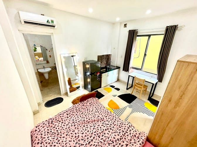 Hình ảnh Studio ban công, cửa sổ full nội thất gần chợ Xóm Chiếu Q4