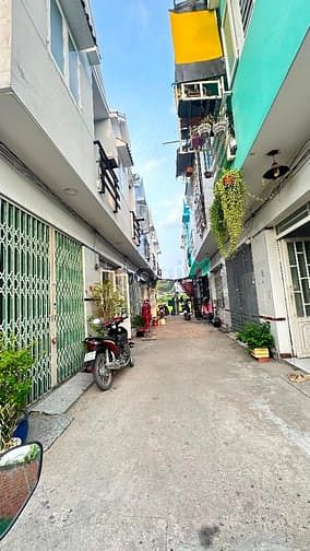 Hình ảnh Nhà Bỏ Trống Ko Ai Ở Gần Chợ Gò Đen 1 lầu 2 Phòng Ngủ Gần Cổng chào PL