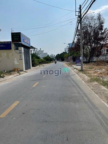 Hình ảnh Đất mặt tiền kinh doanh gần chợ Nguyễn duy trinh