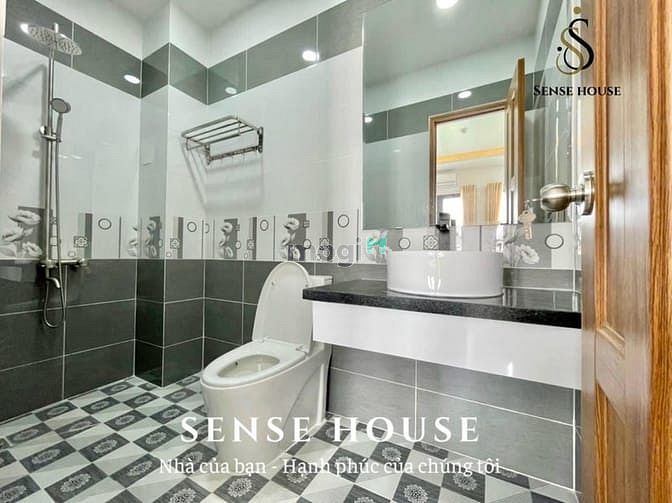 Hình ảnh 🏠 CĂN HỘ DỊCH VỤ 1PN – Bancol + bếp to hơn cái phòng :)))))