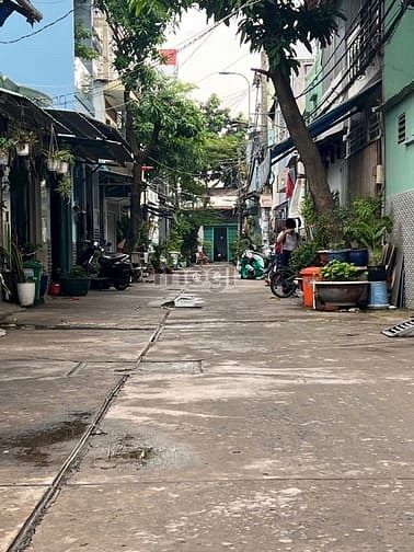 Hình ảnh 🏦🏦🏦 Nhà bán 4m x 14,2m đúc 3 tấm