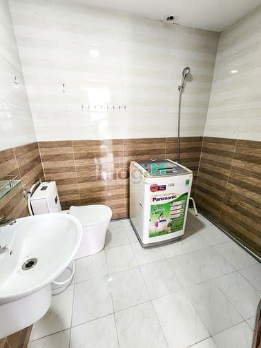 Hình ảnh Cho Thuê CHDV 2PN Ban Công Lớn Sát Phạm Văn Đồng