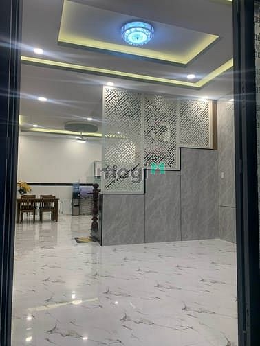 Hình ảnh 🏦 Nhà bán 5,65m x 11m đúc 3 tấm