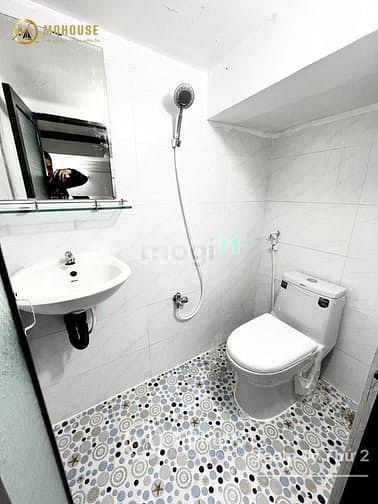 Hình ảnh Căn Hộ Full NT cửa sổ lớn thang máy 24h ngay Lê Quang Định