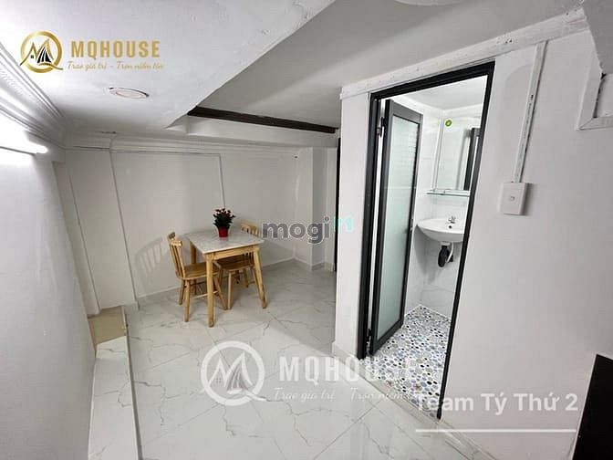 Hình ảnh Căn Hộ Full NT cửa sổ lớn thang máy 24h ngay Lê Quang Định