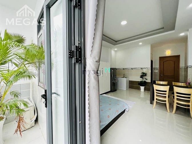 Hình ảnh Căn Hộ Ban Công Đầy Đủ Nội Thất Ngay Tô Hiệu - Hoà Bình