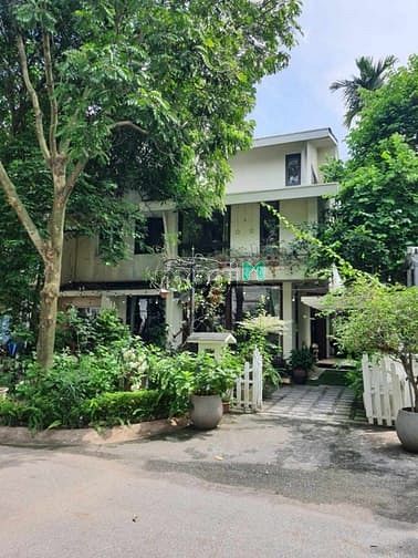 Hình ảnh Bán biệt thự vườn tùng ecopark văn giang, gia lâm