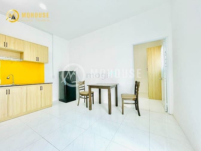 Hình ảnh 1 Phòng ngủ bancol full NT tủ lạnh ngay Phan Văn Trị