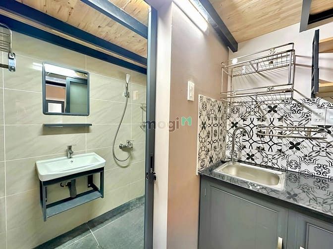Hình ảnh Duplex cửa sổ lớn Full NT bếp, giường, ngay Điện Biên Phủ