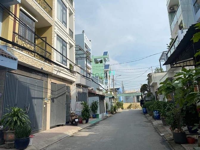 Hình ảnh Chủ cần bán gấp lô đất đẹp Hẻm xe tải thông, Phước Long B, 64m2