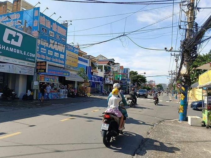 Hình ảnh Chủ cần bán gấp lô đất đẹp Hẻm xe tải thông, Phước Long B, 64m2