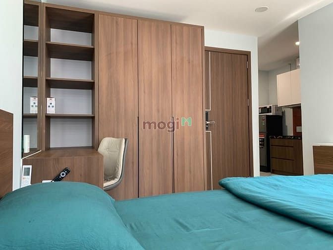Hình ảnh Phòng Cửa Sổ Bạch Đằng Tân Bình Gần Sân Bay
