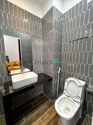 Hình ảnh 👉 Siêu Phẩm Duplex Thang Máy, Hầm xe, Bảo Vệ Ngay Sát Ngoại Thương