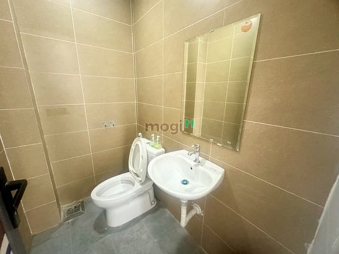 Hình ảnh Studio Mới Cửa Sổ Thoáng Ở Lam Sơn Tân Bình Gần Sân Bay
