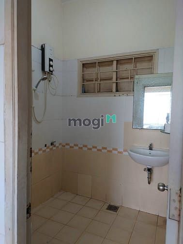 Hình ảnh Chung cư 550 Phạm Văn Đồng-Bình Thạnh 75m2 2pn 8tr. Nội thất đầy đủ
