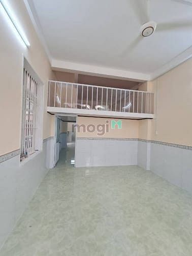 Hình ảnh Cho thuê nhà Hẻm 122 Trần Quang Khải, Tân Định. Giá 12tr/tháng.