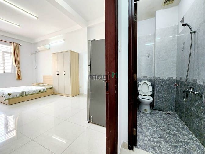 Hình ảnh Phòng  Cửa Sổ Lớn Yên Thế Tân Bình Gần Gần Trung Tâm