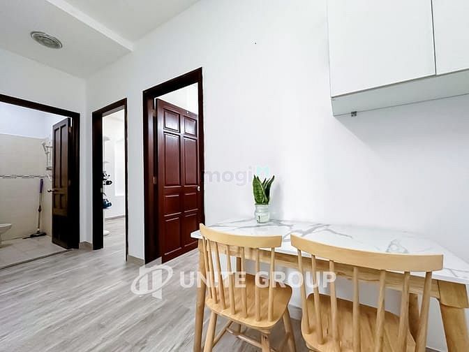 Hình ảnh Mb6623 nạp rút nhanh chóng 2PN 50m2 cửa sổ ở mỗi phòng, ngay đối diện sân bay TSN