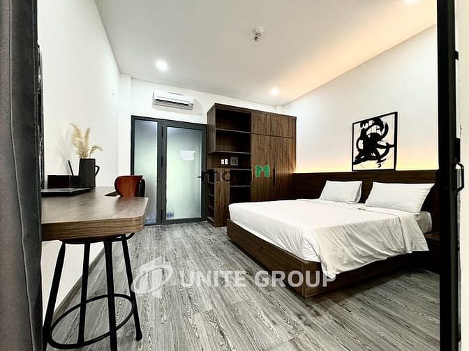 Hình ảnh Phòng Cửa Sổ Lớn Bạch Đằng Gần Sân Bay