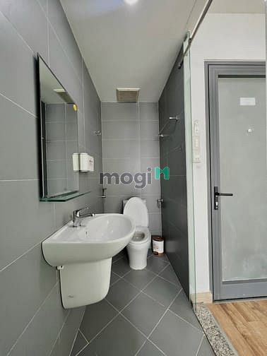 Hình ảnh Phòng Ban Công cực chill Lê Văn Huân Tân Bình Ra Sân Bay 5p