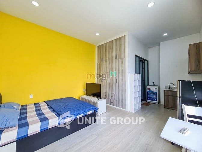 Hình ảnh Phòng Cửa Sổ Lớn Bạch Đằng Tân Bình Gần Sân Bay