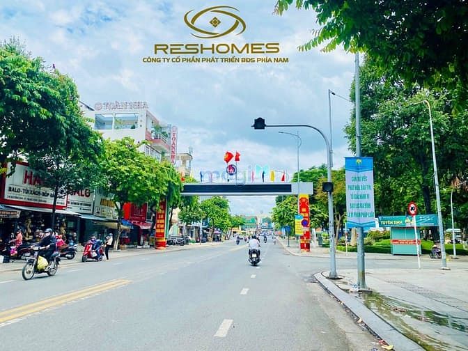 Hình ảnh Cho T.H.U.Ê mặt bằng kinh doanh ngay đầu cổng chợ Đêm Biên Hùng