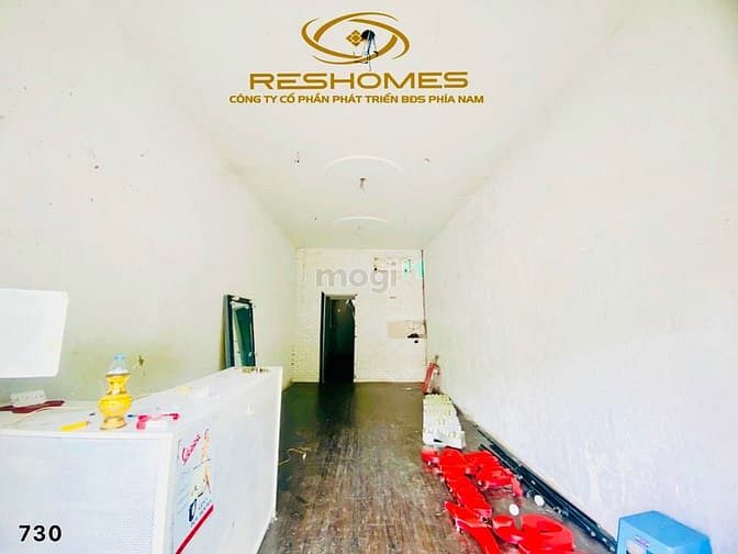 Hình ảnh Cho T.H.U.Ê mặt bằng kinh doanh ngay đầu cổng chợ Đêm Biên Hùng