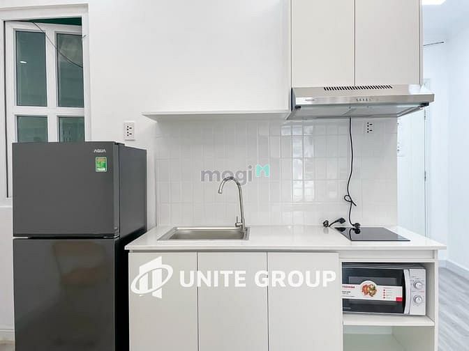 Hình ảnh Trống sẵn một phòng ban công cửa sổ siêu thoáng